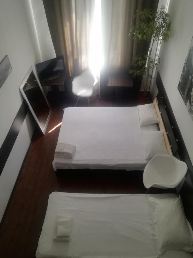 Hotel Reno On Deribasovskaya オデッサ エクステリア 写真