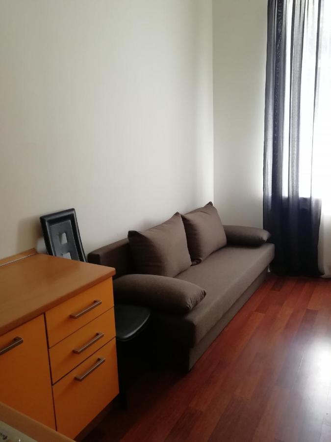 Hotel Reno On Deribasovskaya オデッサ エクステリア 写真